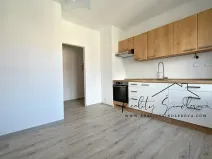 Prodej bytu 2+1, Hranice, Obránců míru, 60 m2