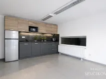 Pronájem obchodního prostoru, Hradec Králové, Vlčkovická, 700 m2