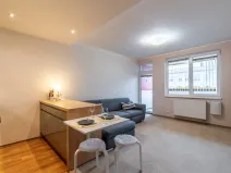 Pronájem bytu 2+kk, Praha - Vysočany, Poděbradská, 50 m2