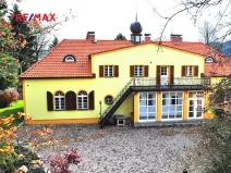 Pronájem vily, Perštejn, 700 m2