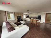 Pronájem bytu 3+kk, Vodochody, U Pošty, 153 m2