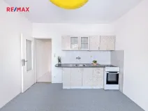 Prodej bytu 1+kk, Pardubice, Sokolovská, 29 m2