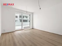 Prodej bytu 2+kk, Praha - Prosek, Čakovická, 43 m2