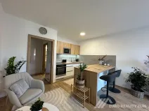 Pronájem bytu 1+kk, Zlín, Pod Hradem II, 27 m2