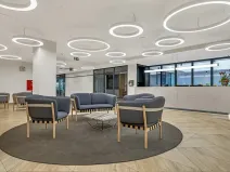 Pronájem kanceláře, Praha - Karlín, Sokolovská, 635 m2