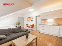 Pronájem bytu 1+kk, Praha - Dejvice, Velvarská, 44 m2