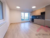 Pronájem bytu 2+kk, Praha - Řepy, Laudova, 62 m2
