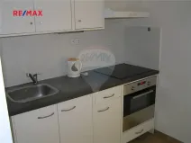 Pronájem bytu 1+kk, Praha - Holešovice, U papírny, 40 m2