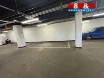 Pronájem garážového stání, Praha - Hostivař, Hornoměcholupská, 20 m2