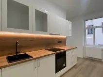 Pronájem bytu 2+kk, České Budějovice, Rudolfovská tř., 35 m2