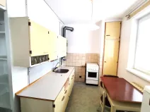 Prodej bytu 2+1, Chrudim, Jabloňová, 53 m2