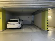 Pronájem garážového stání, Praha - Stodůlky, Sluneční náměstí, 15 m2