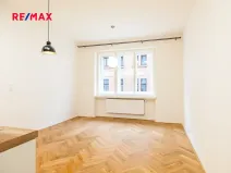 Pronájem bytu 2+kk, Praha - Vinohrady, Záhřebská, 49 m2