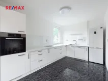 Prodej vily, Měchenice, Hlavní, 330 m2