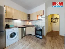 Prodej bytu 3+1, Karlovy Vary, Bulharská, 102 m2