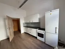 Pronájem bytu 2+kk, Praha - Vršovice, Charkovská, 39 m2