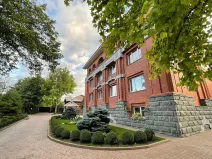 Prodej vícegeneračního domu, Kropyvnyckyj, Ukrajina, 600 m2