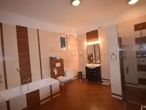 Prodej bytu 3+1, Vidnava, Radniční, 170 m2