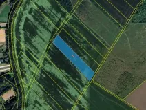 Prodej podílu pole, Komořany, 458 m2