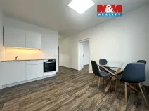 Pronájem bytu 1+1, Kadaň, Obránců míru, 39 m2