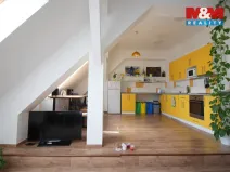 Pronájem bytu 2+kk, Hradec Králové, Tylovo nábřeží, 68 m2