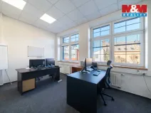 Pronájem kanceláře, Plzeň - Božkov, Božkovské náměstí, 172 m2