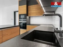 Pronájem bytu 3+kk, Bělá pod Bezdězem, Masarykovo náměstí, 100 m2