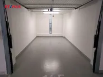 Pronájem garáže, Praha - Prosek, Lovosická, 17 m2