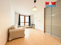 Pronájem bytu 2+kk, Praha, Pod Haltýřem, 45 m2