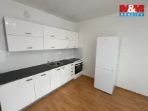 Pronájem bytu 2+kk, Kladno, Generála Selnera, 49 m2