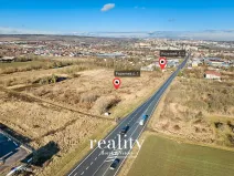 Prodej komerčního pozemku, Znojmo, 23288 m2