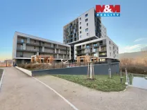 Pronájem bytu 1+kk, Praha, Mezi vodami, 30 m2