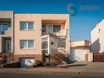 Prodej rodinného domu, Hustopeče, U Větrolamu, 300 m2