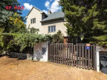 Prodej rodinného domu, Praha - Petrovice, Dieselova, 170 m2