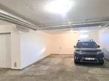 Pronájem garážového stání, Zlín, Podlesí V, 17 m2