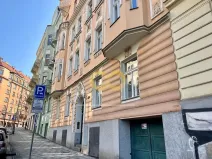 Pronájem bytu 1+kk, Praha - Vinohrady, Vozová, 26 m2