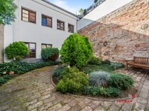 Pronájem bytu 2+kk, Hradec Králové, Dlouhá, 38 m2