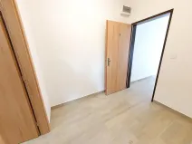 Pronájem bytu 1+kk, Praha - Slivenec, Ke Smíchovu, 31 m2