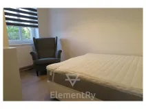 Pronájem bytu 1+1, Hradec Králové, V Lipkách, 32 m2