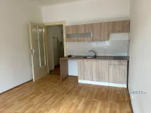 Pronájem bytu 1+kk, Praha - Nusle, V Horkách, 32 m2