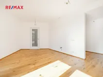 Pronájem bytu 1+kk, Praha - Nusle, Muzikova, 34 m2