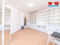 Pronájem bytu 1+kk, Praha - Dejvice, Kafkova, 33 m2