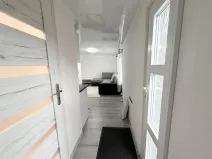 Pronájem bytu 1+kk, Praha - Horní Počernice, Votuzská, 25 m2