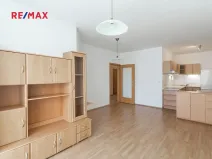 Pronájem bytu 2+kk, Praha - Strašnice, Názovská, 52 m2