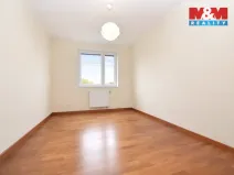 Prodej bytu 3+kk, Praha - Kyje, Břeclavská, 70 m2