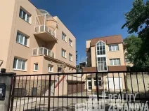 Pronájem kanceláře, Praha - Žižkov, U zásobní zahrady, 347 m2