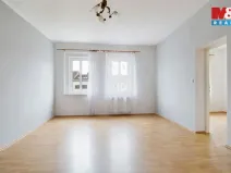 Prodej bytu 2+1, Chabařovice, Husovo náměstí, 88 m2