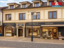 Pronájem obchodního prostoru, Benešov, Masarykovo náměstí, 50 m2