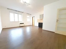 Pronájem bytu 1+kk, Praha - Nusle, Bohuslava ze Švamberka, 34 m2