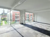 Pronájem kanceláře, Praha, Křižíkova, 870 m2